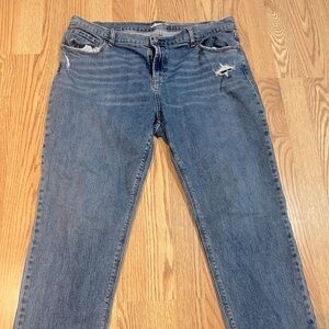 Old navy women’s boyfriend jeans size 14